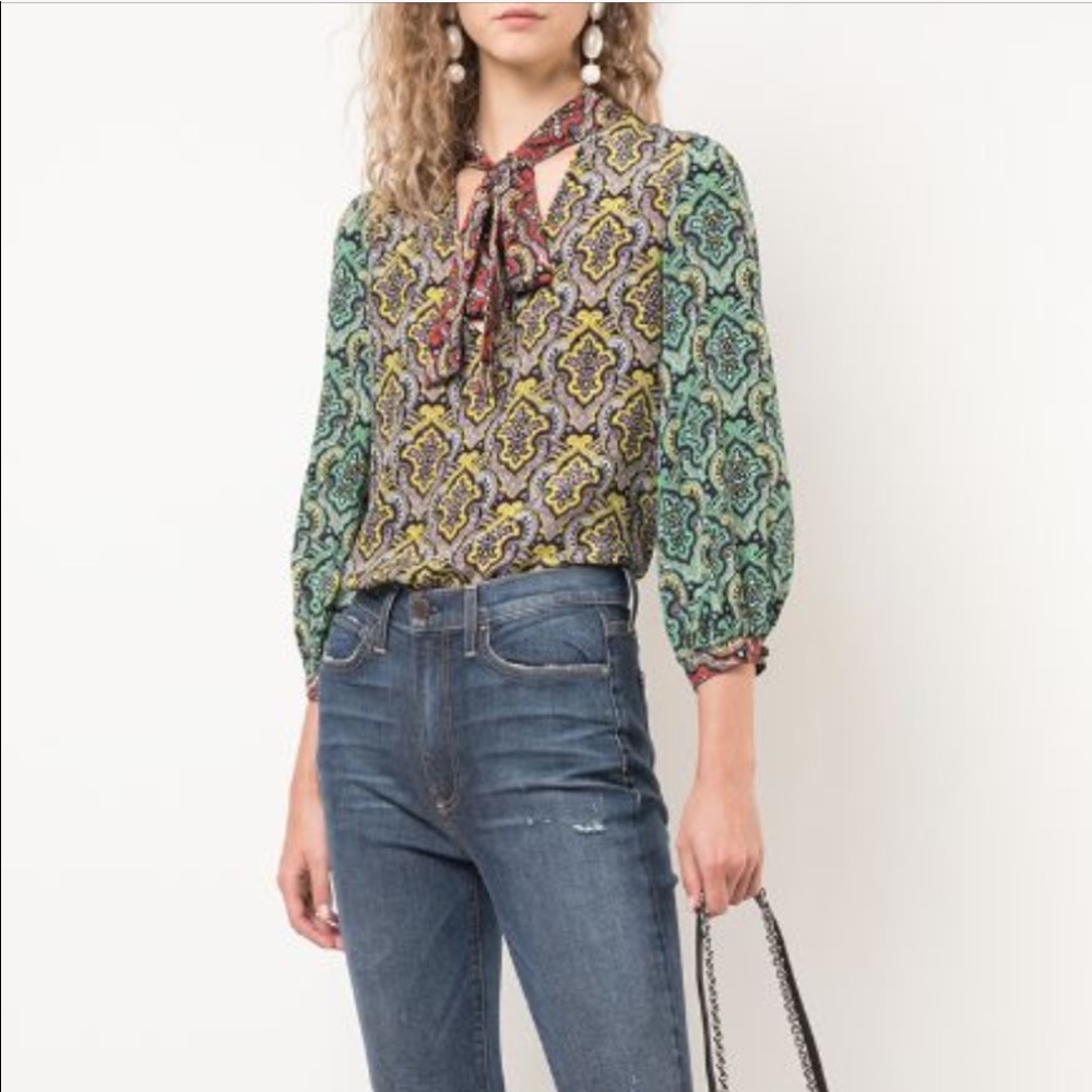 Alice + Olivia Sheila Blouson top nwot